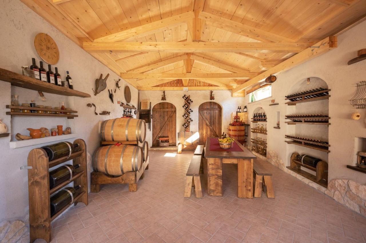 La Cantina Dello Sgatto Procida Exterior photo